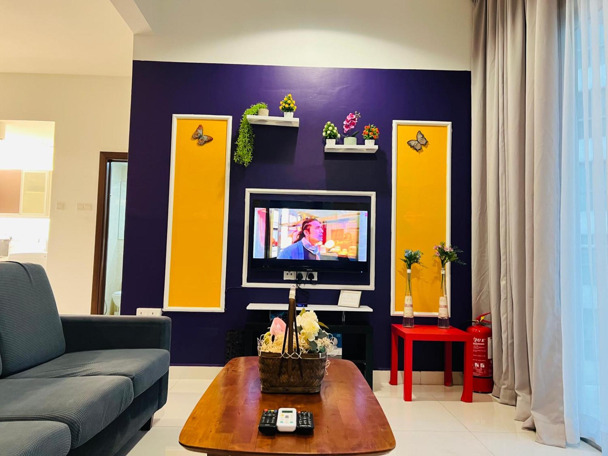 Asrama Regalia Spritz Empire